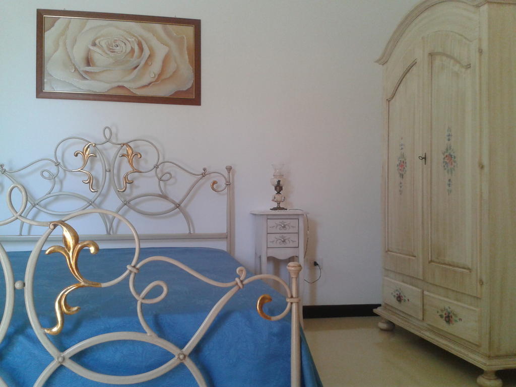 Tenuta La Spezia Carpignano Salentino Δωμάτιο φωτογραφία